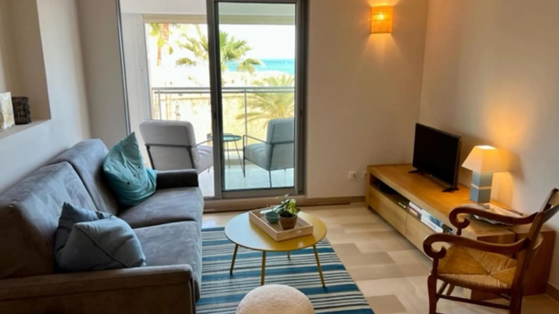 Holiday home Antibes Sea View Near Ilette - Sleeps 4 - Parking Villa France