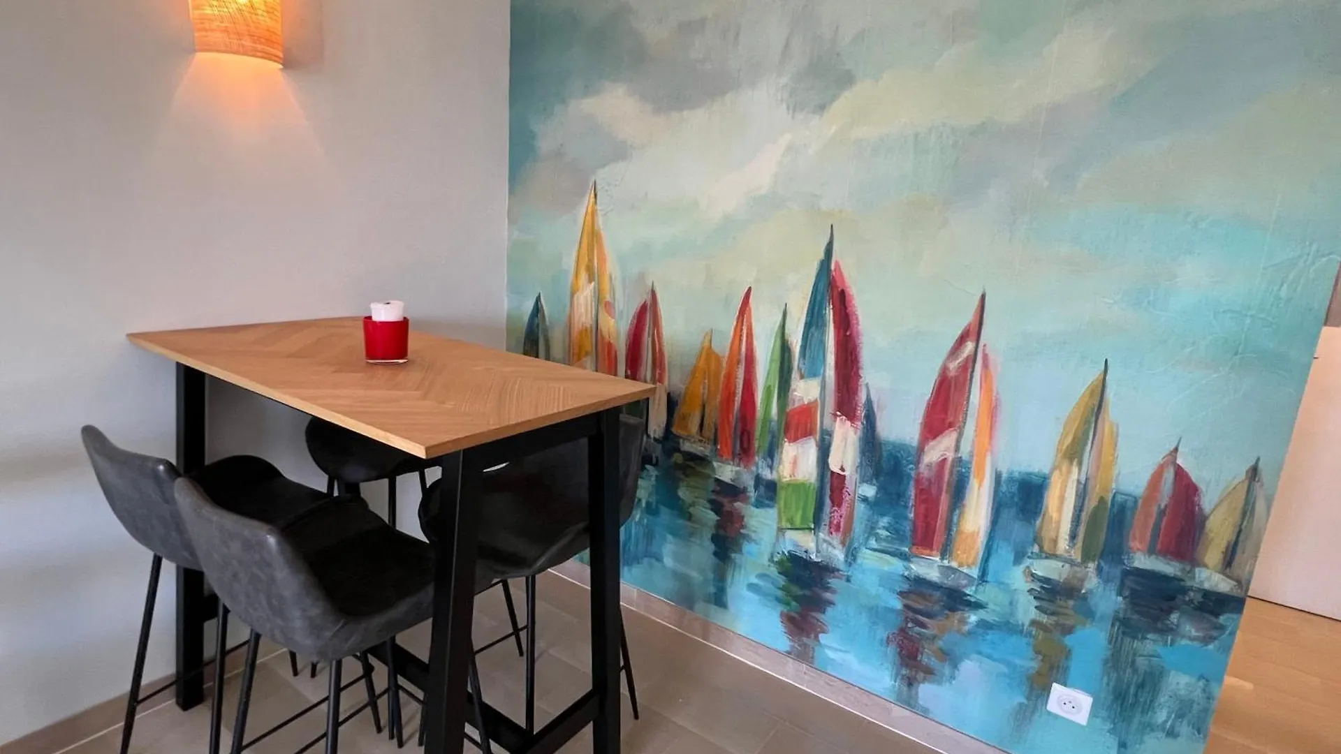 Antibes Sea View Near Ilette - Sleeps 4 - Parking Villa Holiday home